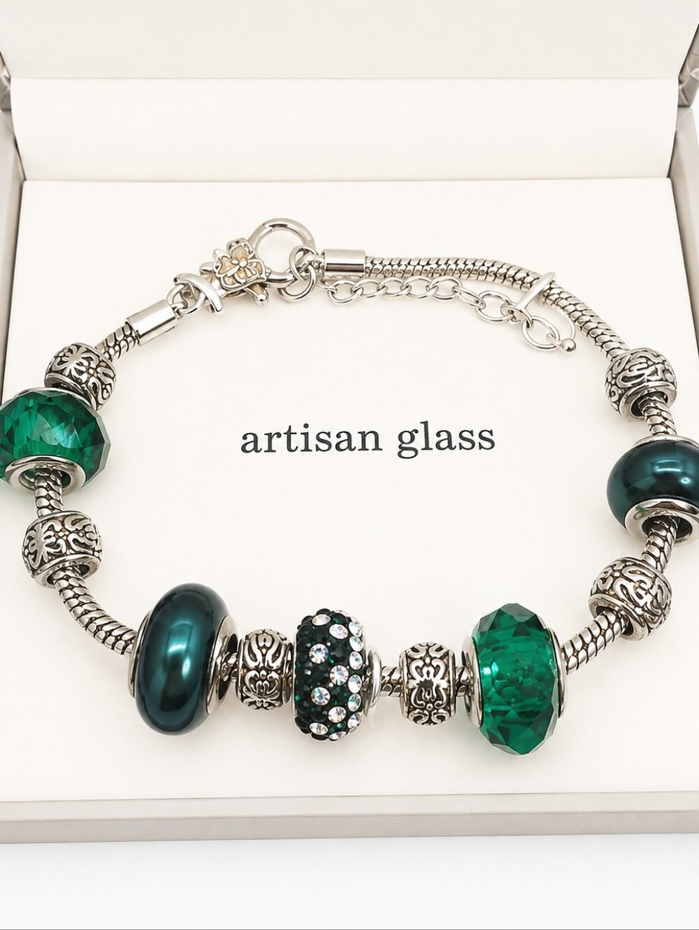 Silver Plated Emerald Artisan Glass Bracelet with Gift Box